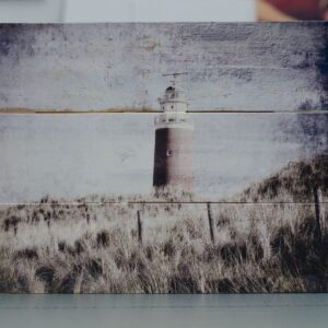 Holzlatten mit Leuchtturm