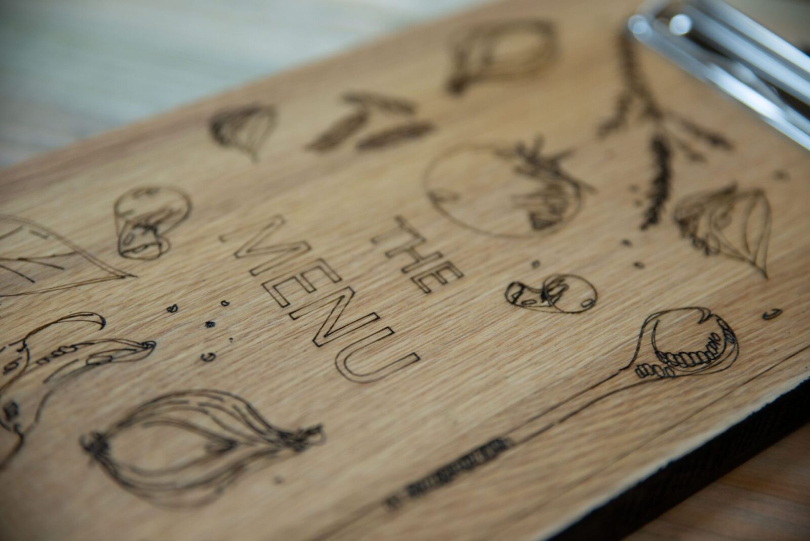 Holzklemmbrett mit Laser-Gravur