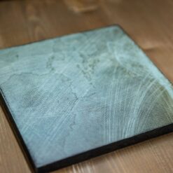 Farbdruck auf schwarzem MDF