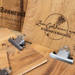 Eichenklemmbretter mit feiner Lasergravur