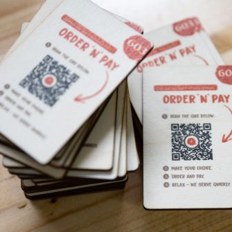 QR-Code Karten aus Pappelholz