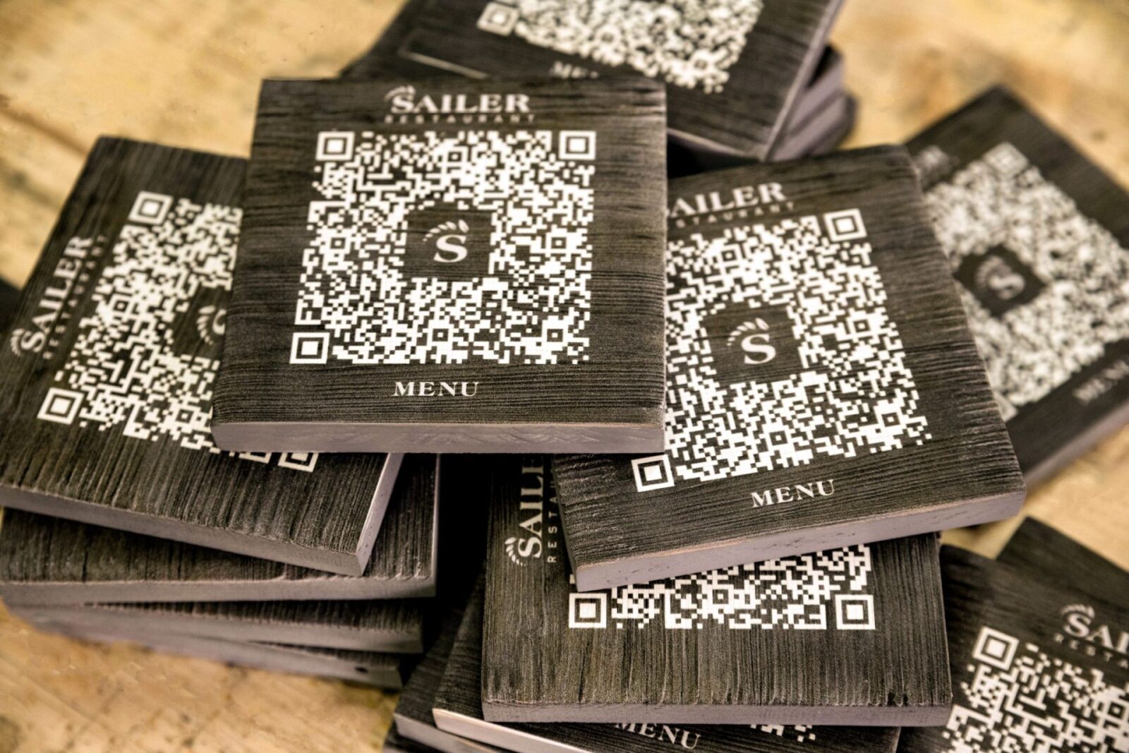 QR-Code - Karte aus Fichte
