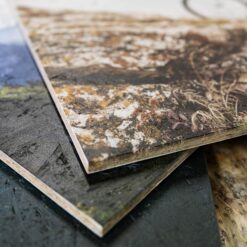 Stimmige Auswahl von Motiv und Holz.