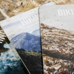 Bei diesen Naturmotiven passt dieses rustikale Holz sehr gut